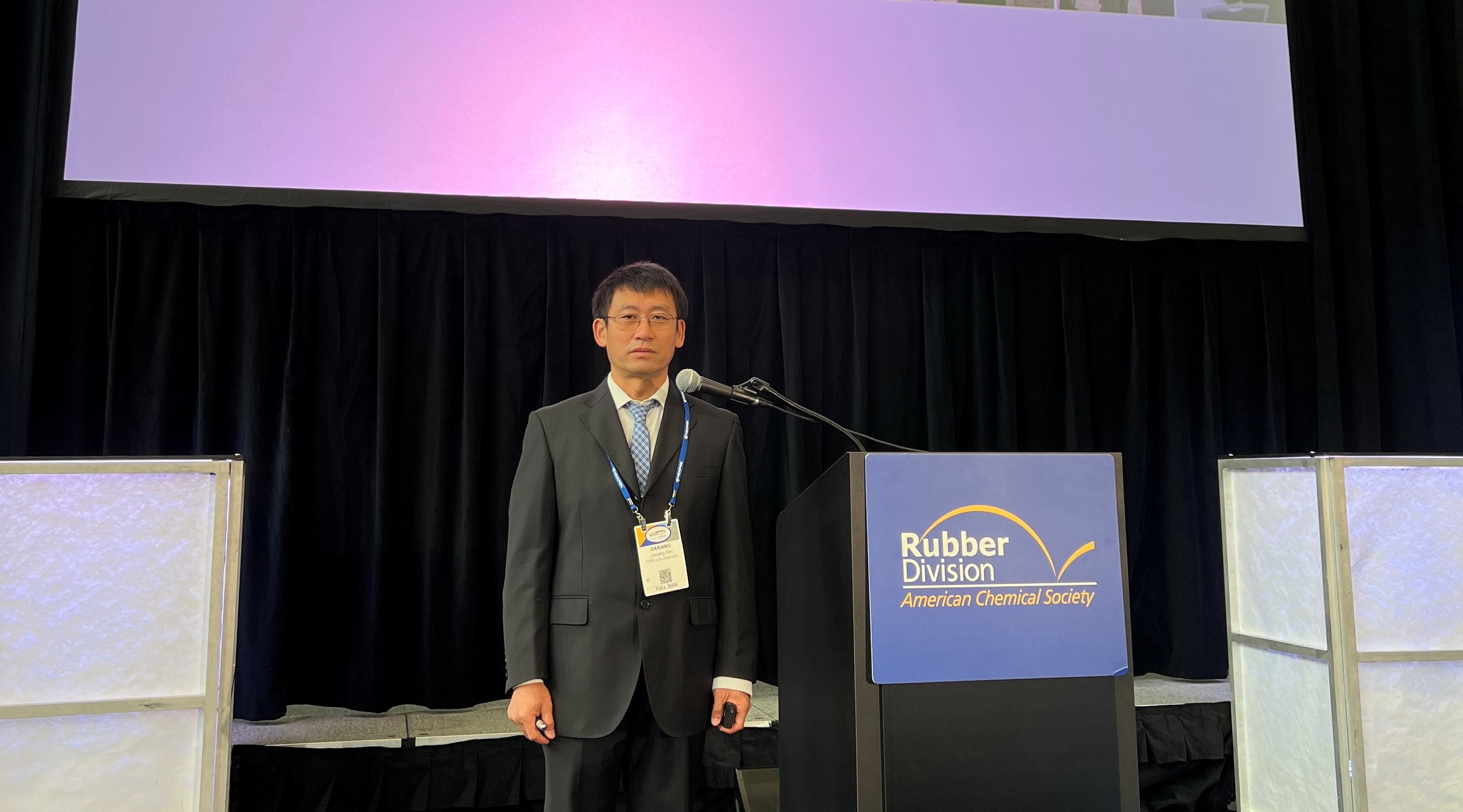 Belated congratulations to Dr. Jiaxiang (Jason) Ren for winning the Best Paper Award at the 2024 International Elastomer Conference